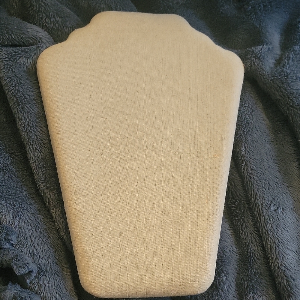 Elegant Cream Necklace Display Stand